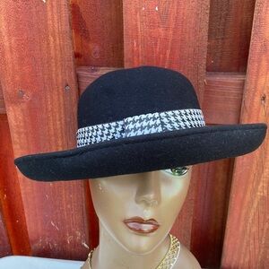 100% Wool Doeskin Hat